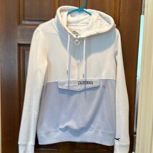 Hollister half zip hoodie with pocket size medium gently worn condition